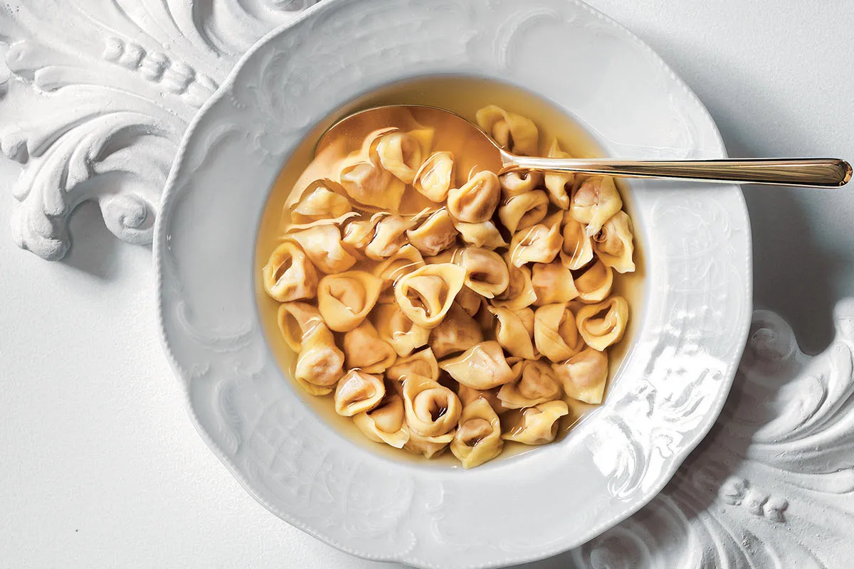 Tortellini freschi in brodo 